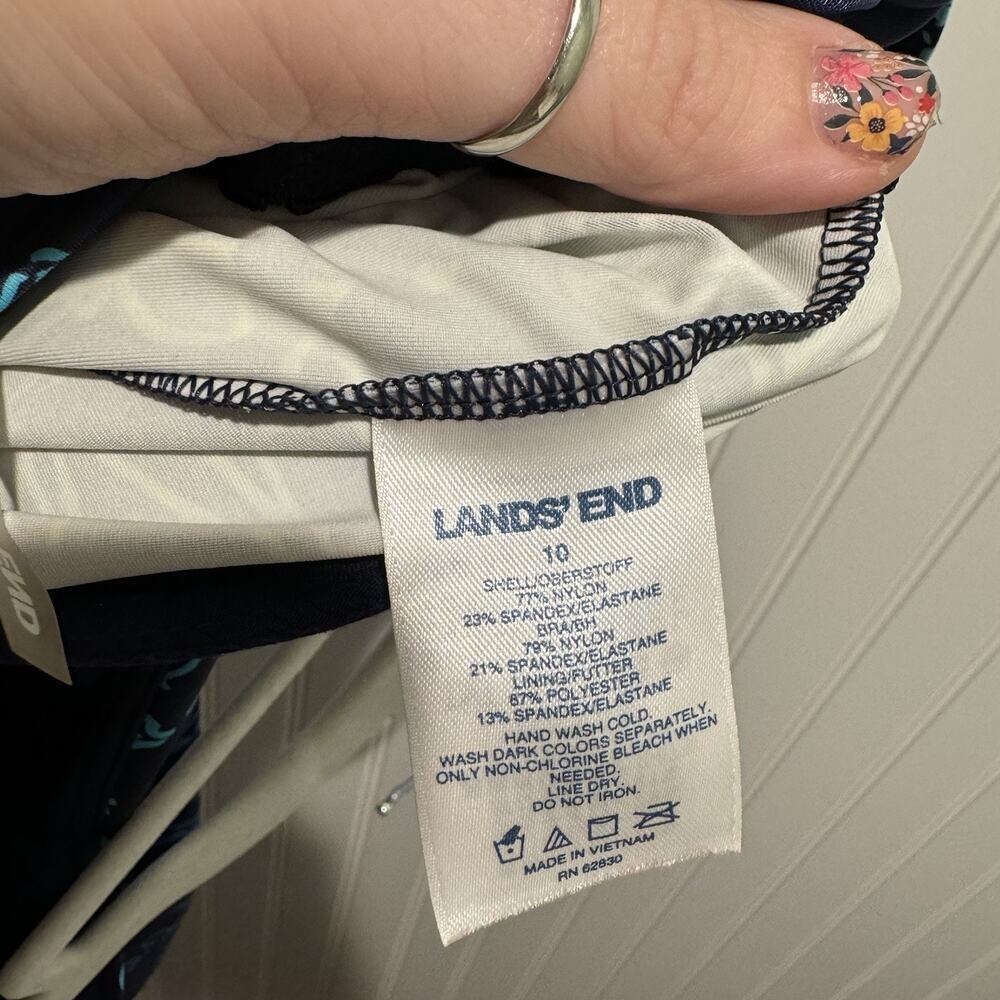 Lands End Ombré Under The Sea Tankini Swim Top Underwire Size 10 - Picture 7 of 7